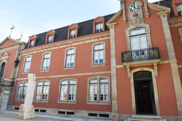 Câmara e Misericórdia do Porto reforçam colaboração para uma resposta social mais inclusiva e eficaz